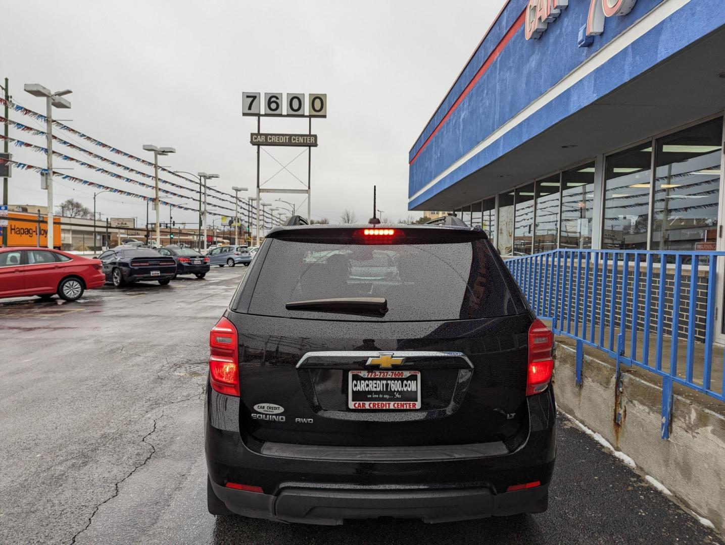 2017 BLACK Chevrolet Equinox LT AWD (2GNFLFEK0H6) with an 2.4L L4 DOHC 16V FFV engine, 6A transmission, located at 7600 S Western Ave., Chicago, IL, 60620, (773) 918-3980, 0.000000, 0.000000 - Photo#3